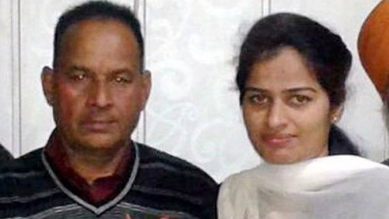 দিনাজপুরের সেই ভিক্ষুকের মেয়ে এখন জার্মানির এমপি