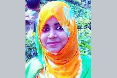 কবর থেকে তোলা হলো তনুর লাশ