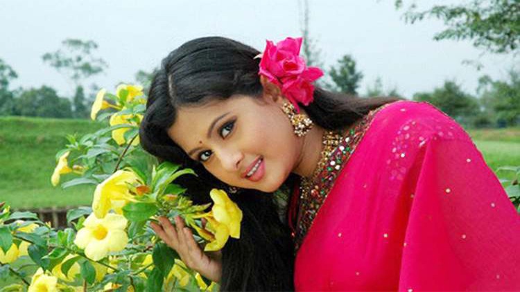 ‘গোপন’ নাটকে পূর্ণিমা ও মিলন