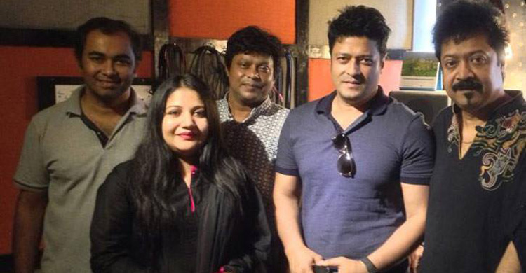 ফেরদৌসের ‘ধূম্রজাল’!