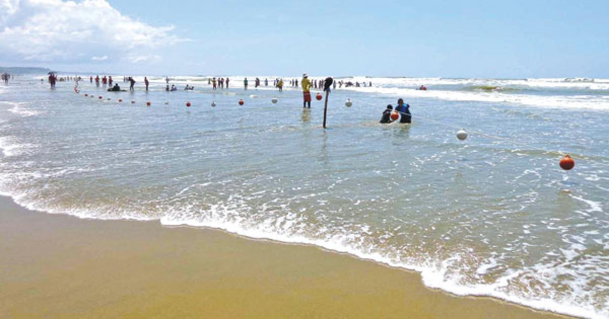 ঝুম পূর্ণিমা দ্বীপ নিঝুম