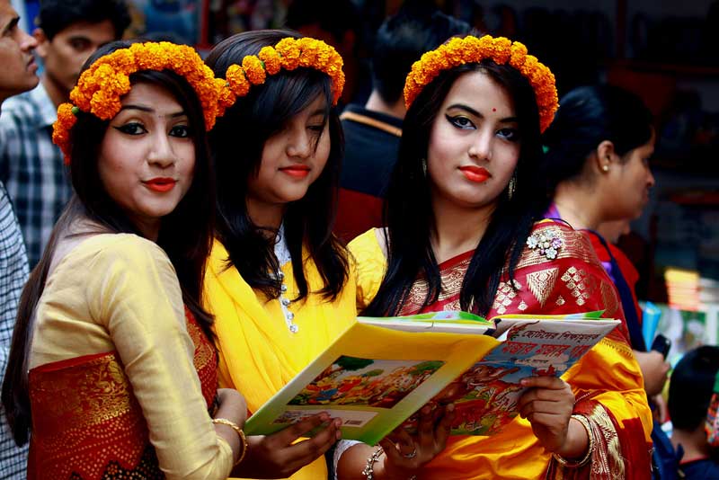 সামিনা নাফিজের ‘বৈশাখ এবং দেশজ শিল্পের পুনর্বয়ন’