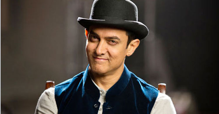 খরাপীড়িত দুই গ্রামের দায়িত্ব নিলেন আমির!