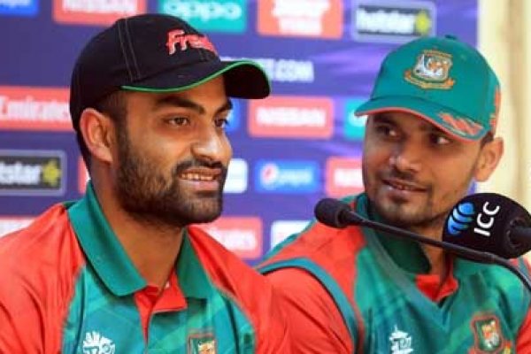 ‘সাংবাদিক’ মাশরাফির প্রশ্ন তামিমকে