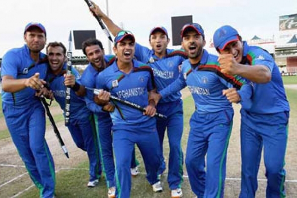 জিম শেষে আফগান ক্রিকেটারদের খাবার
