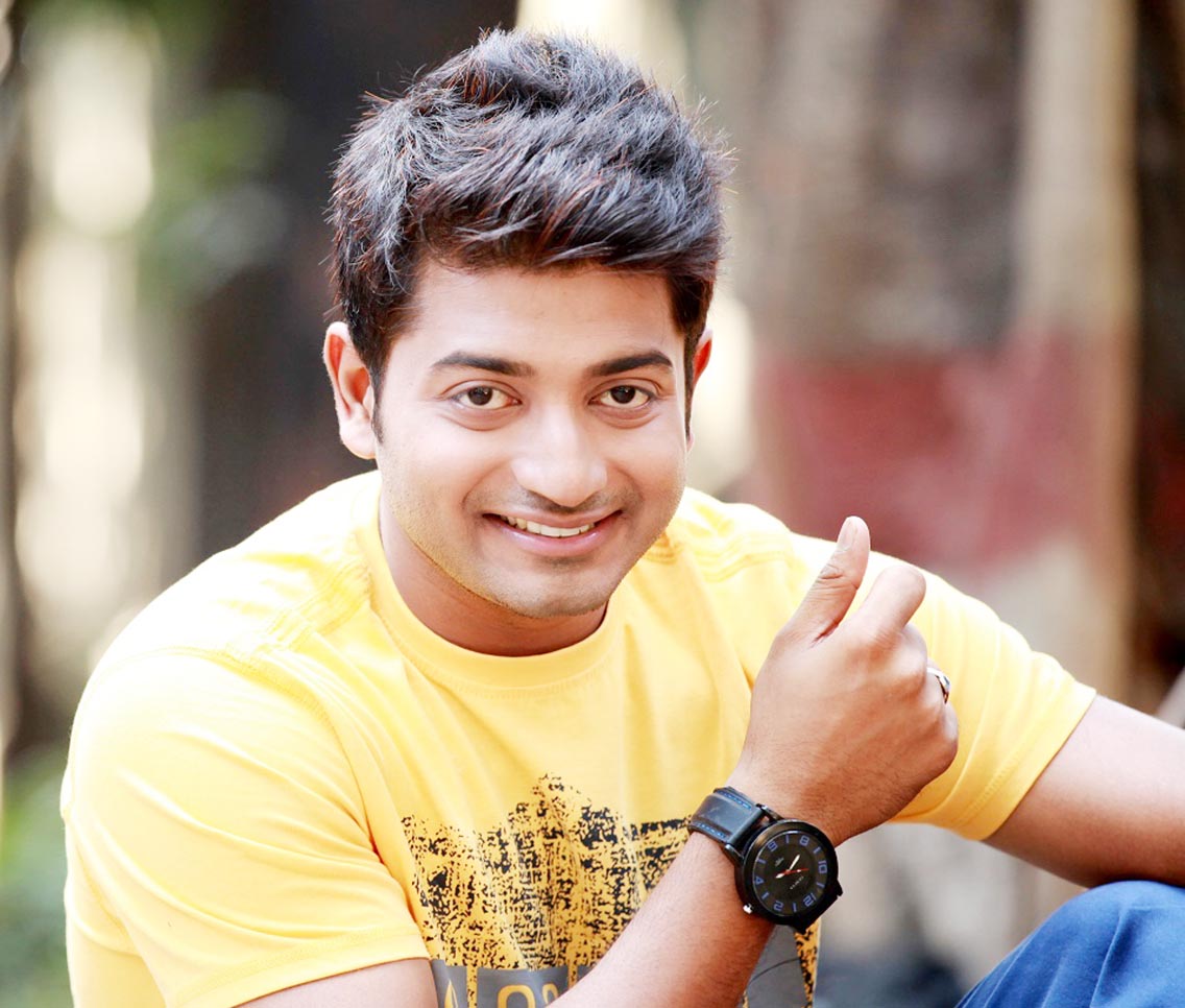 ছয়টি ছবিতে বাপ্পী