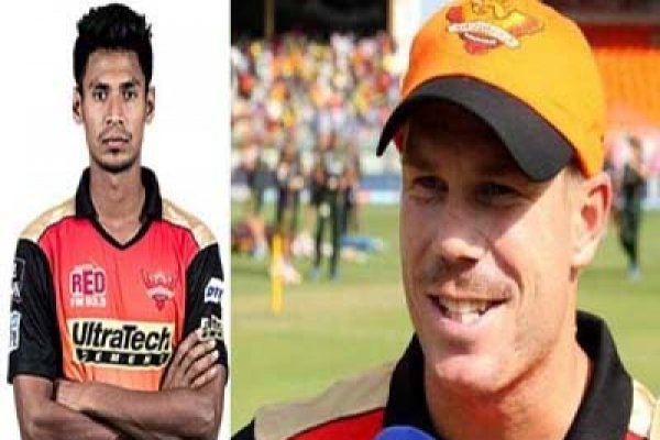 ওয়ার্নার বীরত্বে ফাইনালে মুস্তাফিজদের হায়দ্রাবাদ