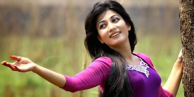 পাতলা চুল ঘন দেখানোর কয়েকটি উপায়!