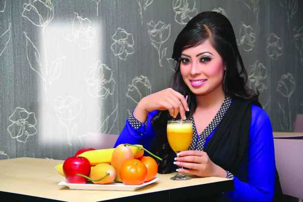গরমে শরীর ঠাণ্ডা রাখতে যে খাবারগুলো খাবেন