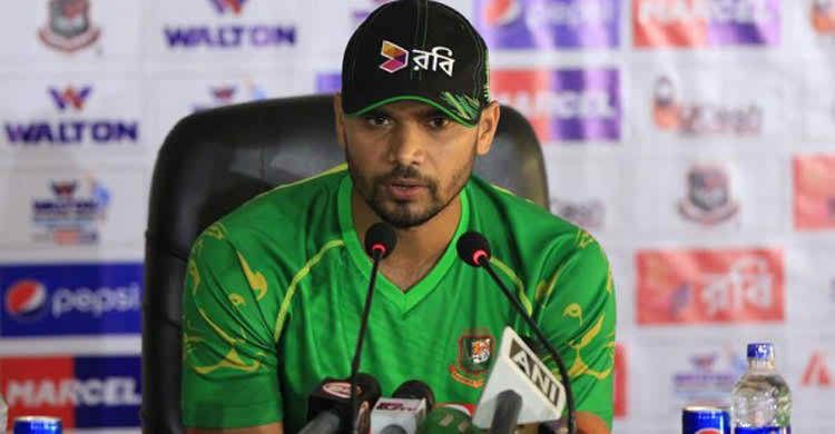 বৃষ্টির আগে মাশরাফি