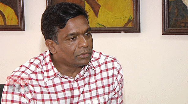 অবশেষে ১৭ বছরের সিম ফেরত পেলেন বুলবুল