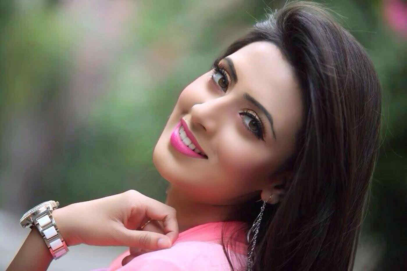 মীমের ইফতার পার্টি
