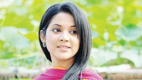 উজ্জ্বল ত্বকের জন্য ১০টি হার্বাল বিউটি টিপস!