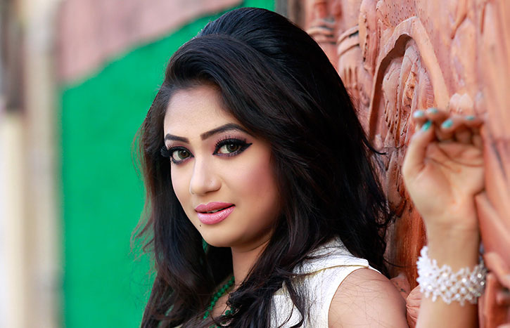 মাত্র দুই সপ্তাহে ত্বকের কালো দাগ দূর করুন!