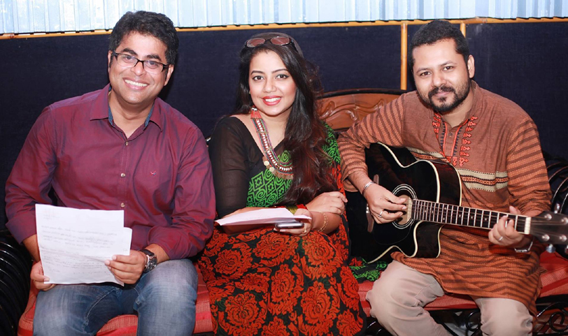 নিজের গানের সাথে পারফর্ম করবেন বিপ্লব সাহা