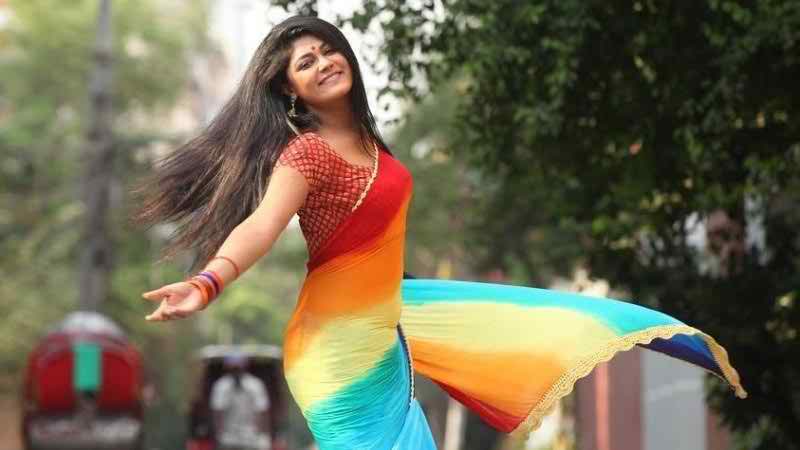 গল্প দেখে নাটক বাছাই করেছি