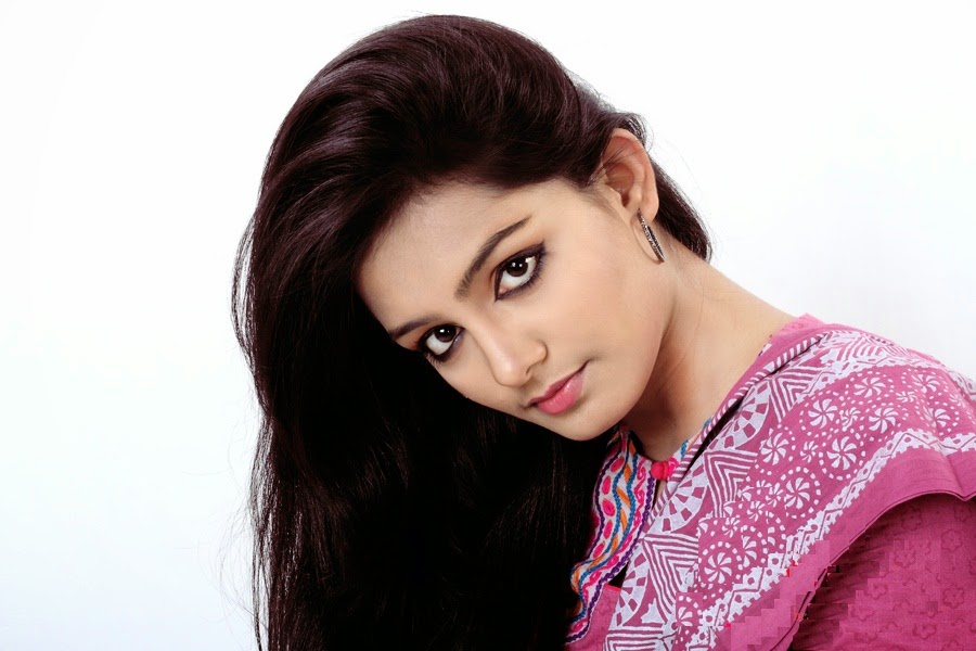 চিরতরে চুল পড়া সমস্যা ভালো করুন ২ টি কার্যকরী উপায়ে