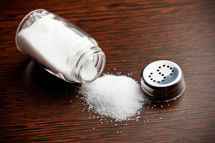 যে  কারণে অতিরিক্ত লবণ খাওয়া একদম উচিৎ নয়