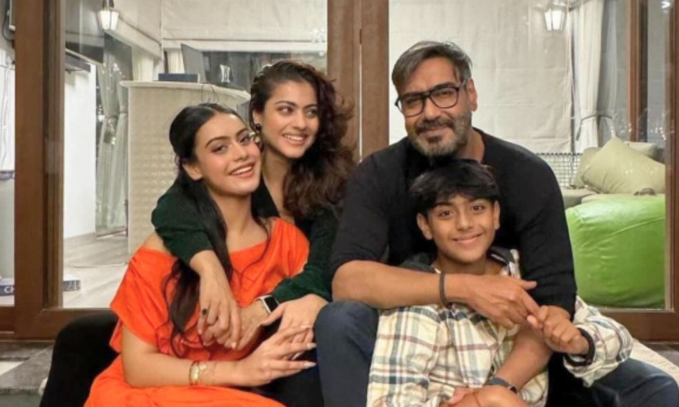 পরিবারে তর্ক মানেই সমস্যা নয়—কাজলের মন্তব্য