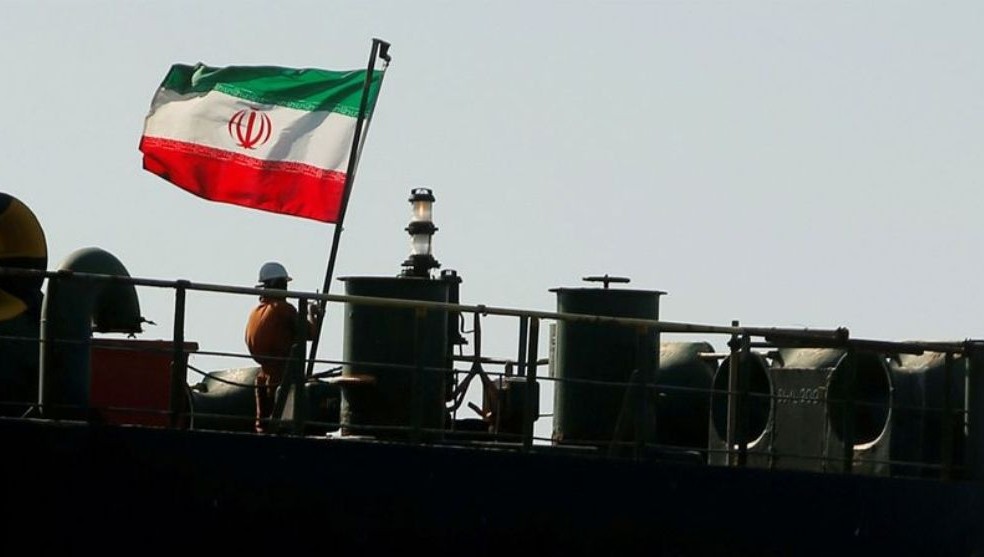 ইরানের তিনটি তেলবাহী জাহাজ জব্দ করল ভারত