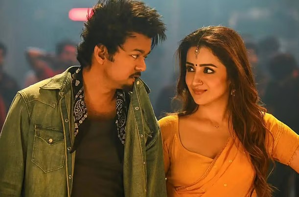 বিজয়-তৃষা বিতর্কে নতুন মোড়, পরিচালক ক্ষমা চাইলেন