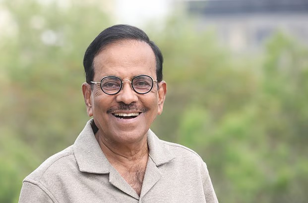 ‘ইত্যাদি’ শুধু অনুষ্ঠান নয়, এক পারিবারিক মিলনমেলা হানিফ সংকেত