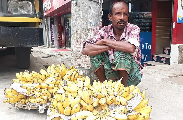 ৪০০ থেকে ৫০০ টাকায় এখন সংসার চালানো অসম্ভব
