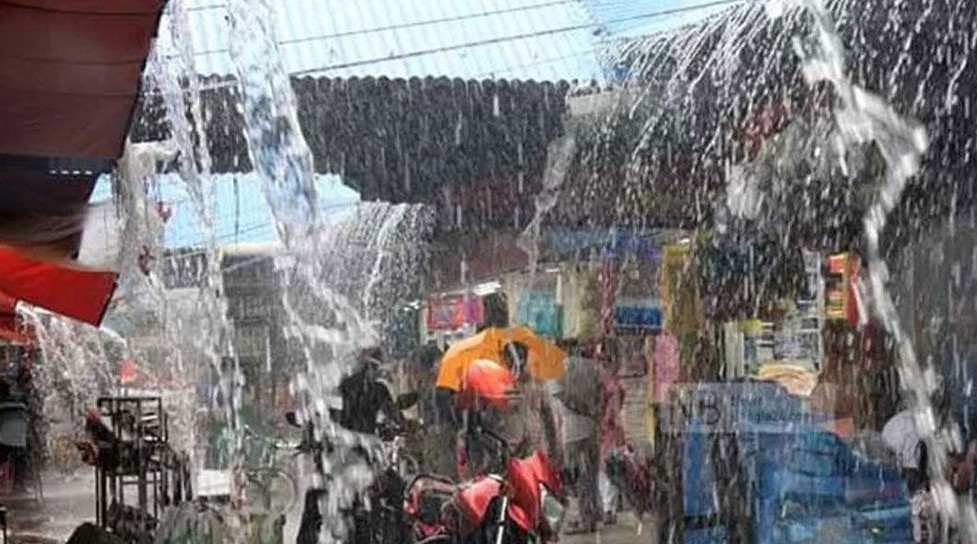 ঢাকাসহ ৬ বিভাগে ভারী বৃষ্টির সম্ভাবনা