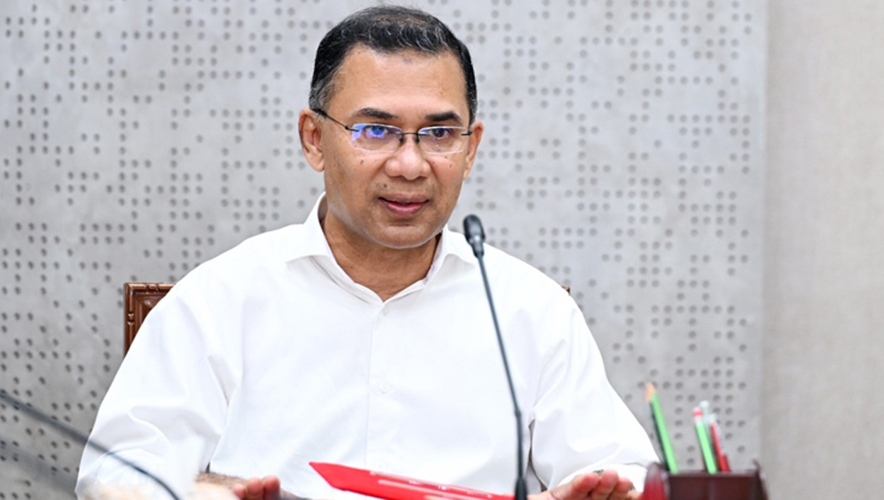 ‘মশক নিধন শিখতে বিদেশ নয়, ডোবার পাশে দাঁড়ান’ প্রধানমন্ত্রী
