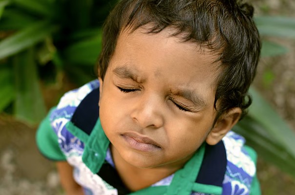 অপ্রয়োজনে অ্যান্টিবায়োটিক শিশুর রোগ প্রতিরোধক্ষমতা যেভাবে ধ্বংস হচ্ছে
