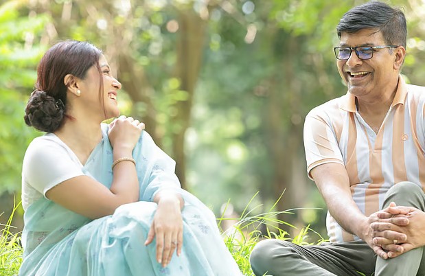 চল্লিশের পর প্রেমে পড়ার আগে জেনে নিন ৭টি গুরুত্বপূর্ণ বিষয়