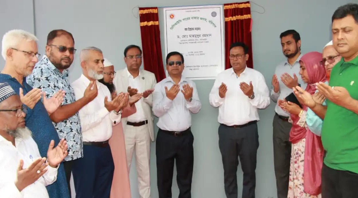 পর্যাপ্ত সার মজুদ আছে, গুজবে বিভ্রান্ত না হওয়ার আকুল আবেদন বিসিআইসি প্রধানের