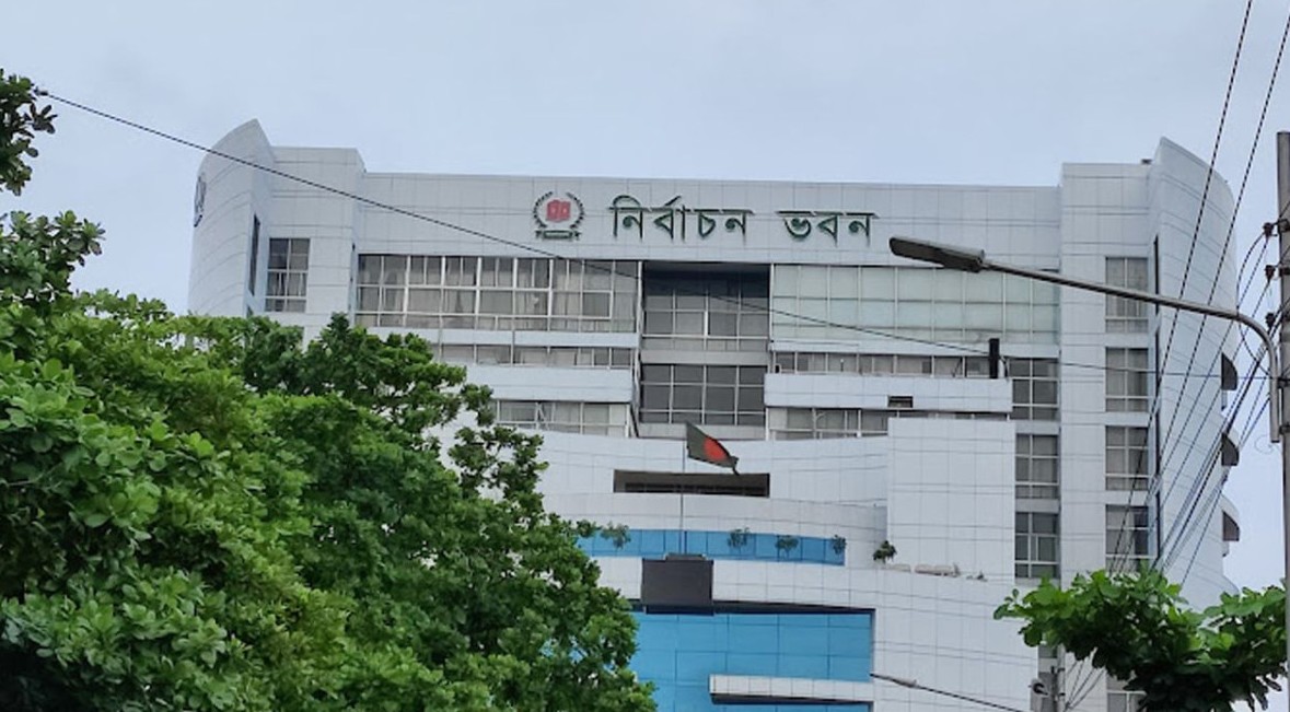 ইসির সিদ্ধান্ত ‘নৌকা’ স্থগিত রেখে সংসদ নির্বাচনের ১২০টি প্রতীক চূড়ান্ত