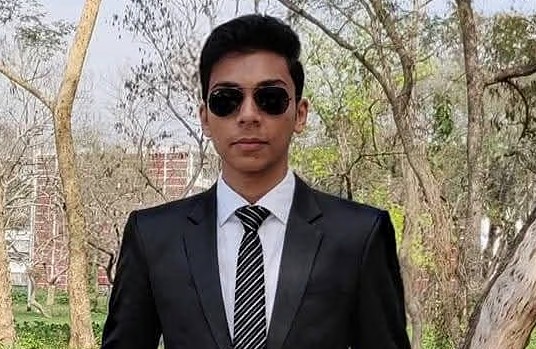 ব্যর্থতা ডিঙিয়ে জুডিশিয়াল সার্ভিস পরীক্ষায় দেশসেরা রাবির সিয়াম